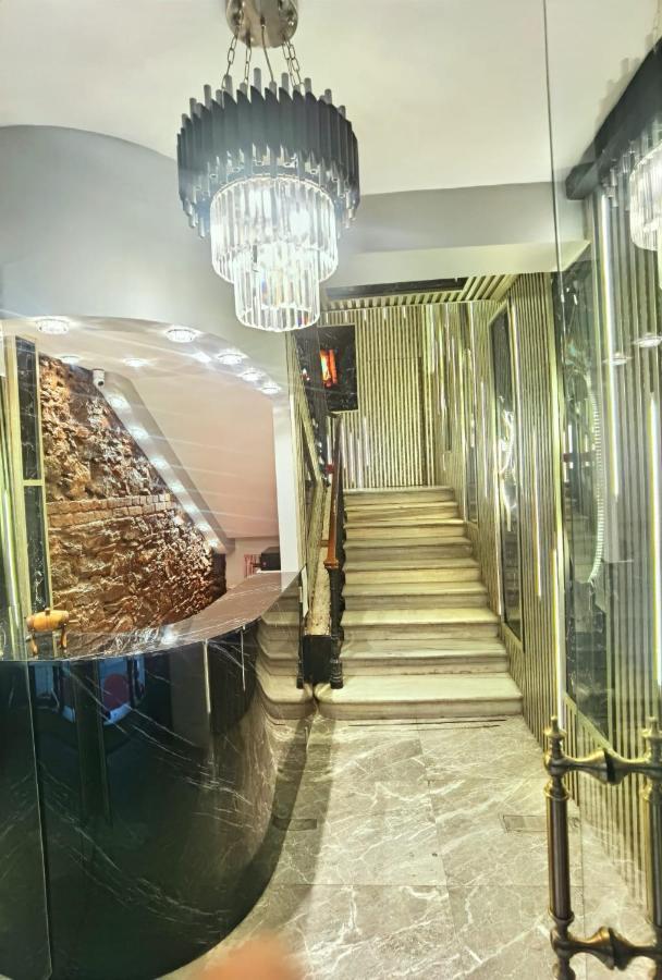 Hotel The Independent Taksim Istanboel